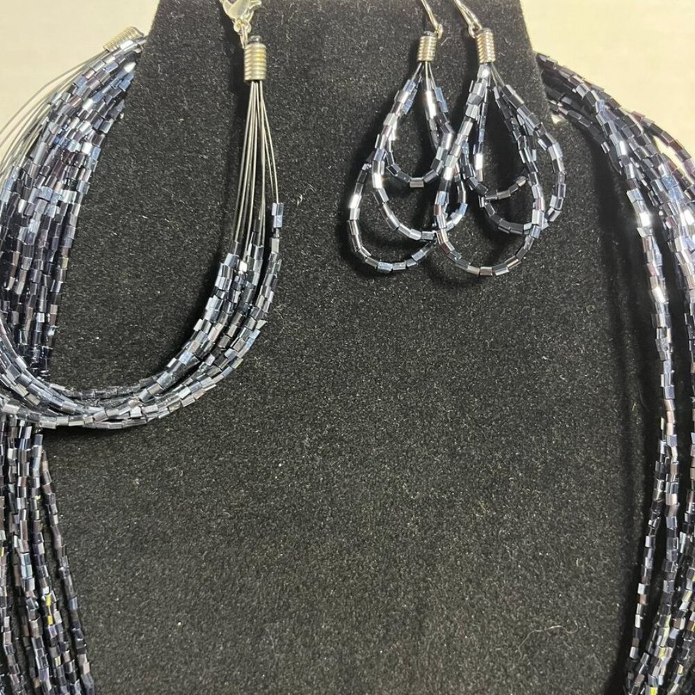 Navy Multi-Strand Beaded Necklace Bracelet & Earring Set - Picture 11 of 12